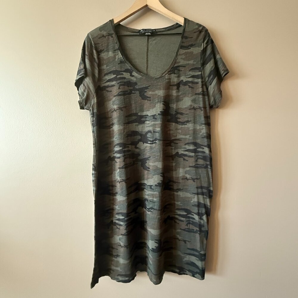 Women's Plus XXL Social Standard Sanctuary Short Sleeve Camo Tee Dress - Picture 2 of 6